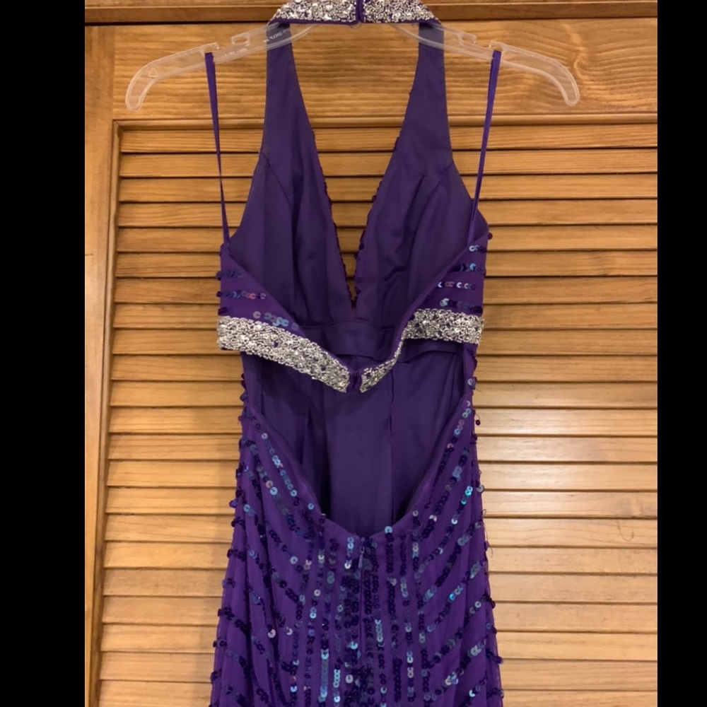 Prom dress - Picture 4 of 8